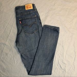 Levi’s 721 High Rise Skinny Dark Wash Jeans Size 31